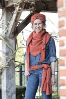 Knit Factory Liv Dreieckstuch 190x85 Beige 190 x 85 cm Beige