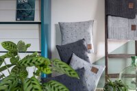 Knit Factory Noa Kissen 50x50 cm Knötchen Anthrazit