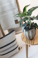 Knit Factory Yara Decke 160x130 cm Gestreift Beige