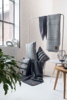 Knit Factory Yara Kissen 60x40 cm Gestreift Anthrazit