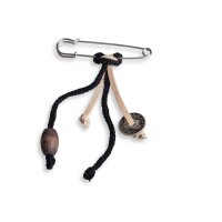 Knit Factory Brosche 7x1 cm Schwarz