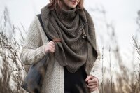 Knit Factory Coco DreiecksSchal 190x85 cm Glatt Dunkelblau