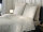 Heckett and Lane Mako Satin Diamante Bettwäsche 135 Off-White  Off-white 1 Bettbezug 135x200cm + 1 Kissenbezug 80x80cm