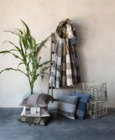 Knit Factory Roxx Kissen 50x50 cm Gestreift Beige Schwarz