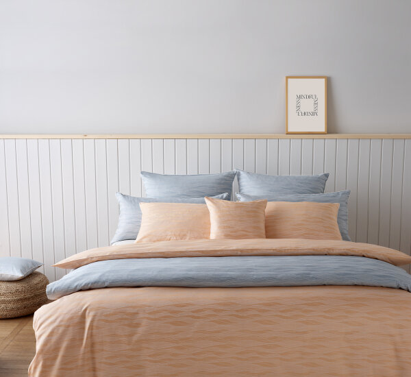 Curt Bauer Mako-Brokat-Damast Bettwäsche 2 teilig Bezug ca. 135/200 + Kissenhülle 40/80 cm 9036-0244 Silence amber