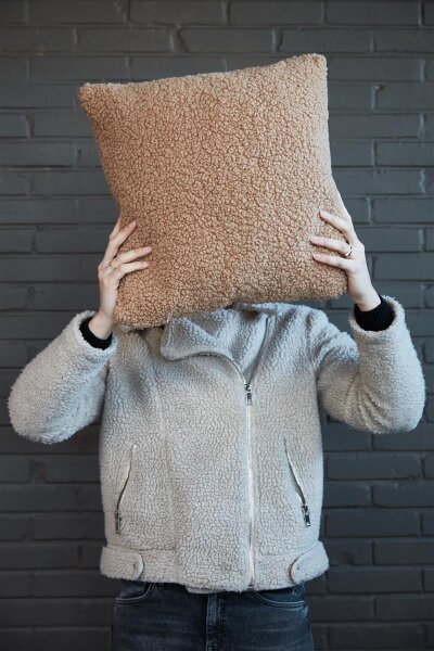 KAAT Amsterdam Kissen ko Sherpa Brown 1 Zier 45x45, 45 x 45 cm braun