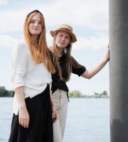 Knit Factory Nena M Glatt Lila
