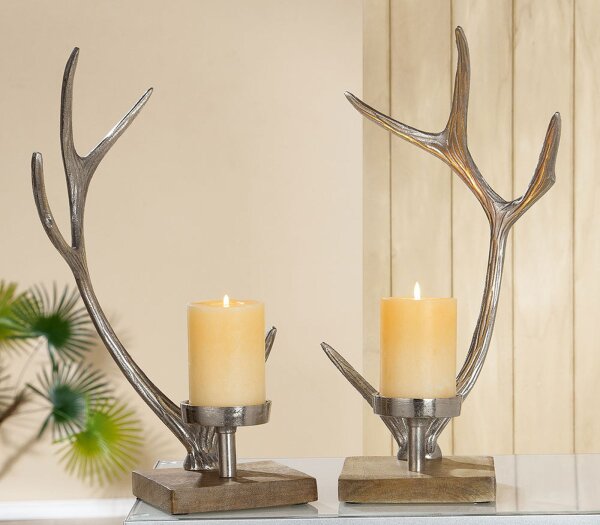 Gilde Alu Kerzenhalter Geweih VE 2 so (BxHxL) 19,5 cm x 41,5 cm x 14 cm silber, Mangoholz,Maxi T-Licht/Kerze Sie kaufen hier immer ein Set von 2 gleichen Artikeln.