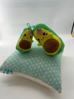 Soma Plüsch-Kissen Avocado Sofa-Rückenkissen Rund Lebensmittel Spielzeug Kuschel-Tier Plüsch-Tier Toy Früchte grün (Avocado 20 cm) + GRATIS Schlüsselanhänger #1 #1 #1