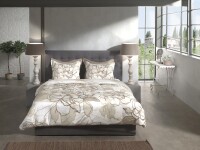 Heckett and Lane Mako Satin Fabiola Bettwäsche 135 Off-White Flowers Off-white 1 Bettbezug 135x200cm + 1 Kissenbezug 80x80cm