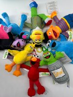 Soma Sesamstrasse Kuscheltier Plüsch Figur 20 cm Plüschtier Stofftier kuschelweich ab den ersten Lebensmonaten geeignet als Geschenk (Ernie 20 cm)