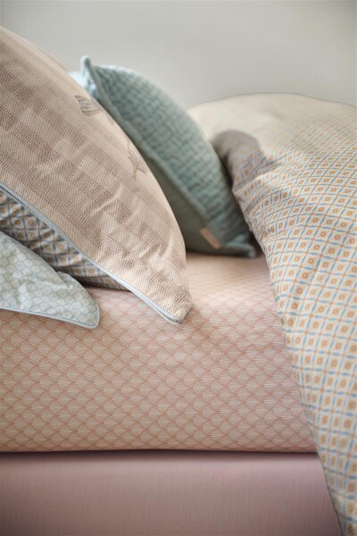 Pip Studio Spannbettlaken Scala_Coral_UV_UV_160x200 HH: 25 160 x 200 cm Pocket depth: 25 cm 1 Spannbettlaken