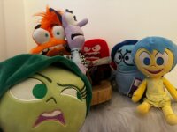 Alles steht kopf 2 Figuren Plüsch Kuscheltier Spielzeug Spiel Plüschtier Freude