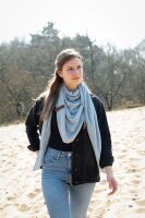 Knit Factory Brosche Iced Blue