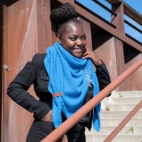 Knit Factory Coco Dreiecksschal Urban Green