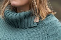 Knit Factory Nicky Gestrickter Poncho Urban Green