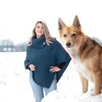 Knit Factory Nicky Gestrickter Poncho Urban Green