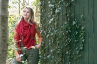 Knit Factory Lola Dreieckstuch Urban Green