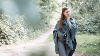 Knit Factory Dusk Poncho Cape Laurel/Urban Green