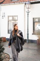 Knit Factory Dusk Poncho Cape Schwarz/Anthrazit