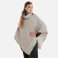 Knit Factory Amber Gestrickter Poncho Iced Clay/Beige