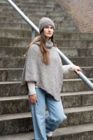 Knit Factory Amber Gestrickter Poncho Schwarz/Anthrazit
