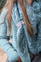 Knit Factory Josh Dreiecksschal Laurel/Stone Green