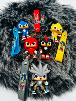 Schlüsselanhänger Sonic the Hedgehog 7cm Mini Anhänger Geschenk Cartoon Schlüsselanhänger Silikon Schlüsselanhänger für Handyhülle Charme Rucksack Geschenk Sonic rot