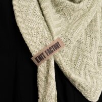 Knit Factory Vera Dreiecksschal Ecru Sage Green 190x65 cm Fischgrät