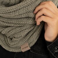 Knit Factory Nica Loop Schal Urban Green One Size Gestreift