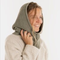 Knit Factory Evy Kapuzenschal Urban Green One Size