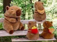 Capybara Kuscheltier braun Figur Plüsch 25 cm Plüsch Capybara mit Snackrucksack Burger