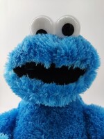 Soma Sesamstrasse Kuscheltier Plüsch Figur 72 cm Plüschtier Stofftier kuschelweich ab den ersten Lebensmonaten geeignet als Geschenk (Krümelmonster Blau)