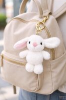 Plüsch Hase Schlüsselanhänger 13 cm – Weicher Mini Kuschelhase mit Metallring – Taschenanhänger & Rucksack-Accessoire – Geschenkidee für Kinder & Erwachsene