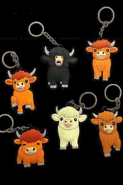 Highland Kuh Schlüsselanhänger 6er Set – Süße Sammelanhänger in 2D, ca. 5–7 cm – Weiche PVC Figuren, unsortiert, nicht frei wählbar – Für Rucksack, Tasche & Schlüsselbund
