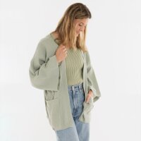 Knit Factory | Elva Kimono Kurz Olive Mist - 36/42 | Grün